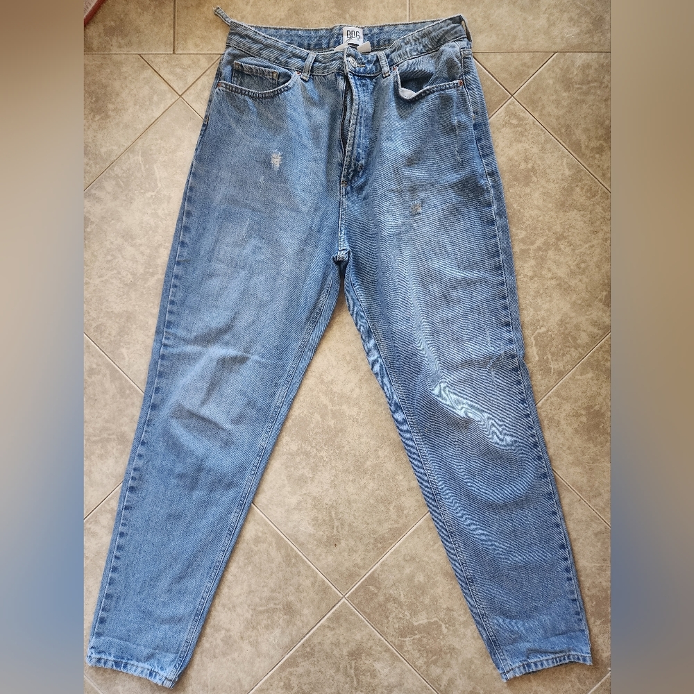 Urban Outfitters Mom High-Rise Jeans